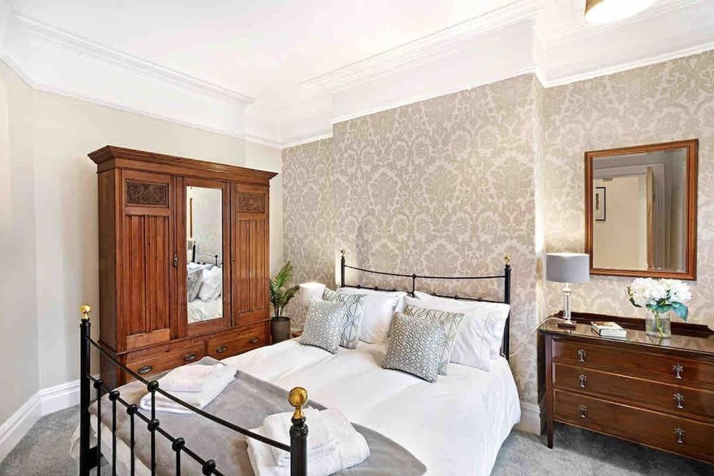 הרוגייט The Stanley Suite 1 Bedroom Apt Dog Friendly Patio מראה חיצוני תמונה